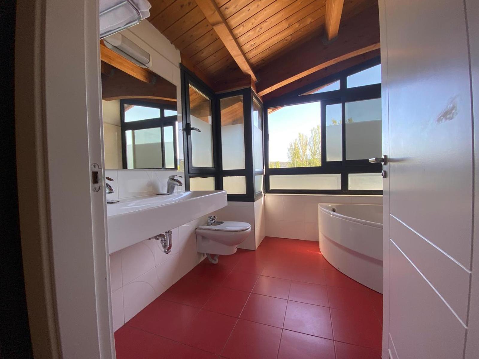 Roomrural Hotel Iru-Bide Lumbier Esterno foto